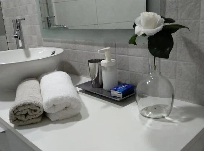 Playa De La Concha Апартаменты *